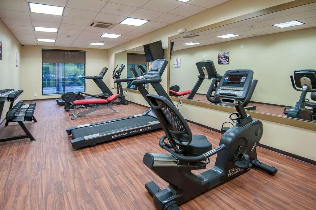 Comfort Inn & Suites Downtown Near University Tuscaloosa Facilities photo